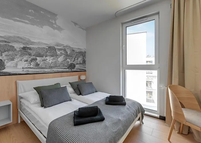 Luxury Aura 40 - 6 By Grand *